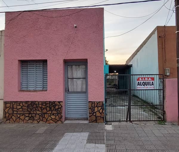 Alquiler / BLANDENGUES 74 / Artigas